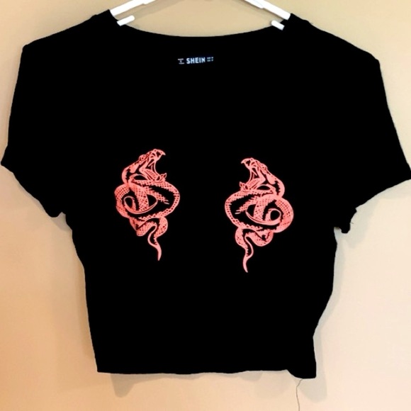 🩵3/$20🩵 SNAKE CROP TOP BABY TEE - Picture 4 of 4